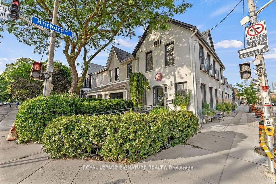 154 Harbord Street, Toronto, ON M5S 1H2 – photo 2