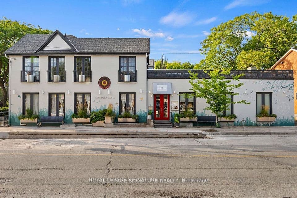 154 Harbord Street, Toronto, ON M5S 1H2 – main photo