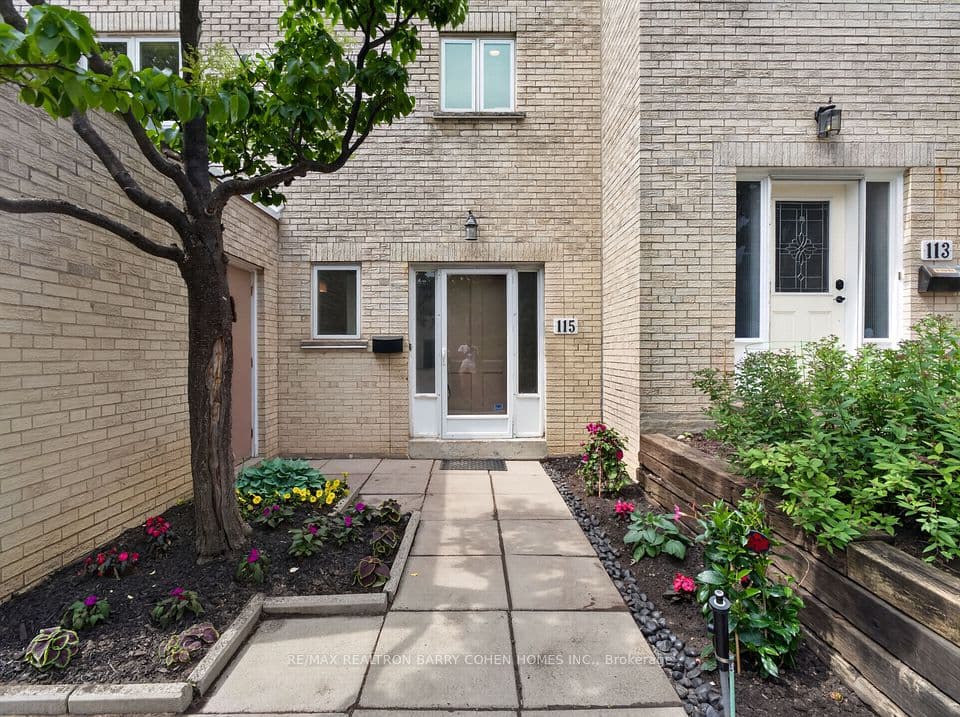 115 Scenic Mill Way, Toronto, ON M2L 1T1 – main photo