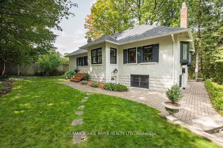 11 Donwoods Drive, Toronto, ON M4N 2E9 – photo 3