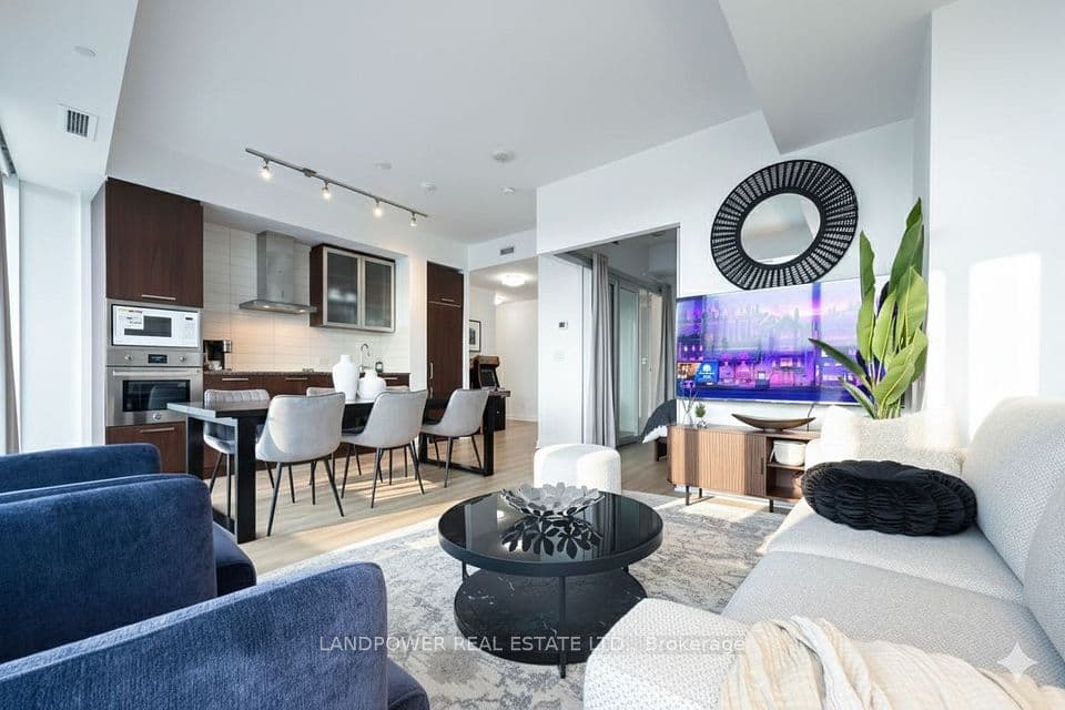 14 York Street 6009, Toronto, ON M5J 0B1 – photo 3