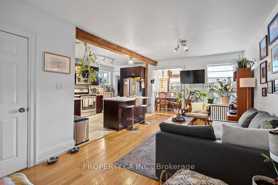 396 Roxton Road, Toronto, ON M6G 3R2 – photo 2