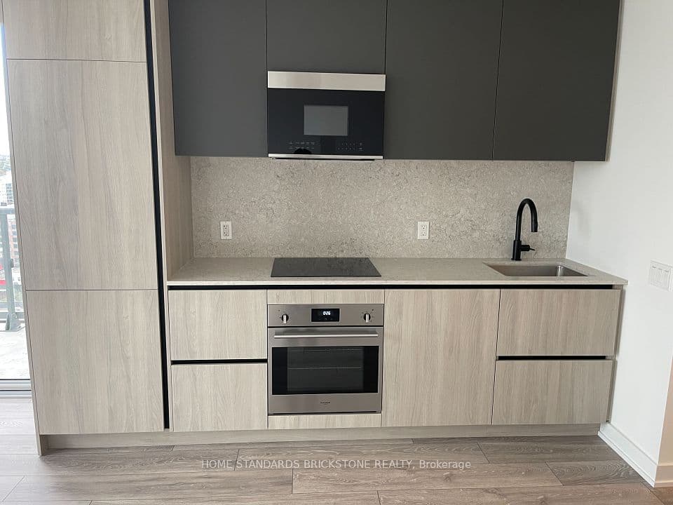 108 Peter Street 2011, Toronto, ON M5V 0W2 – photo 3