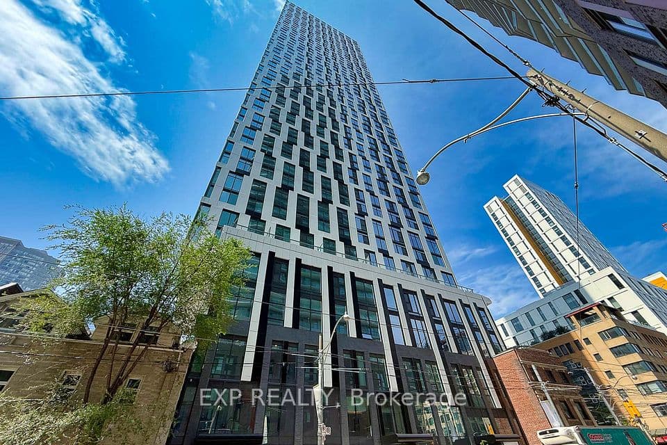 252 Church Street 5012, Toronto, ON M5B 0E6 – main photo