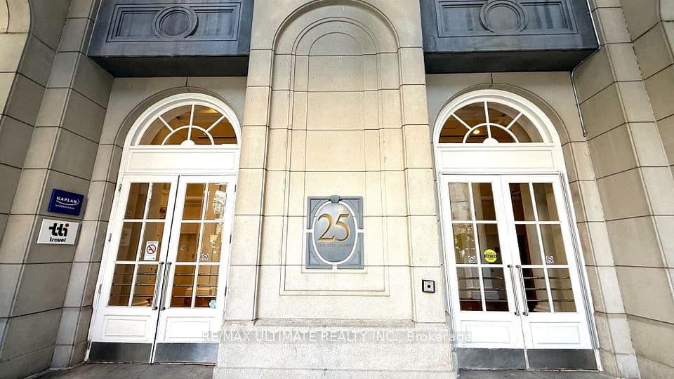 25 The Esplanade 913, Toronto, ON M5E 1W5 – photo 3