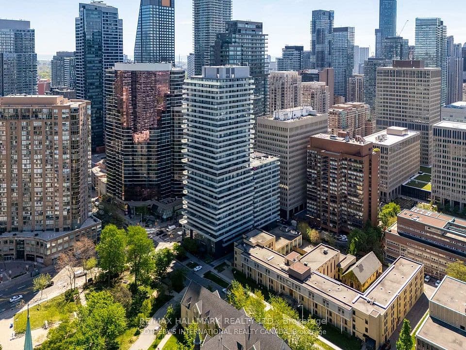 57 St Joseph Street 1811, Toronto, ON M5S 0C5 – main photo