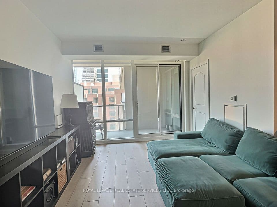 1 Bedford Road 701, Toronto, ON M5R 2B5 – photo 2