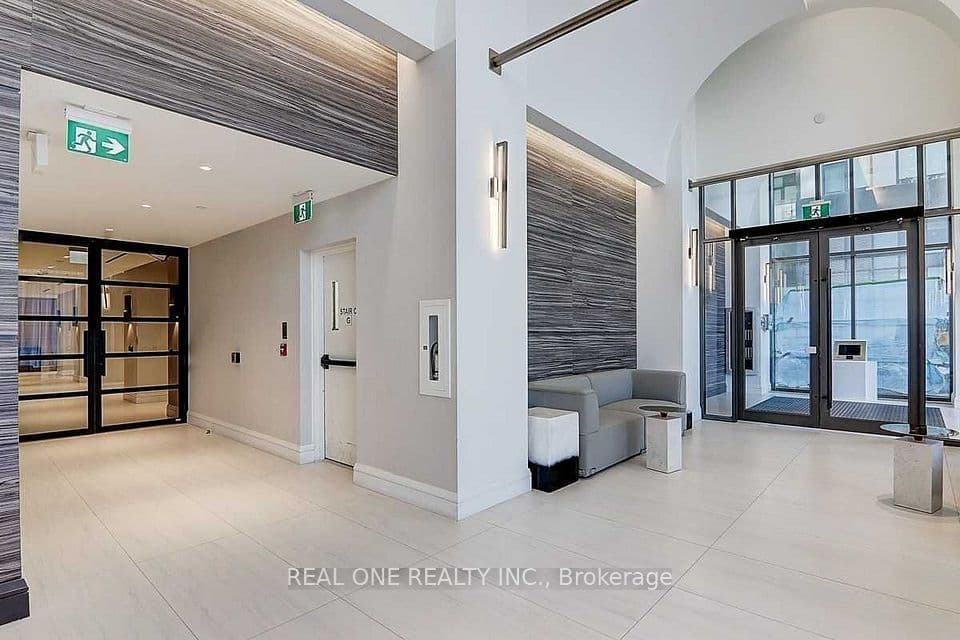 39 Roehampton Avenue 1709, Toronto, ON M4P 1P9 – photo 3