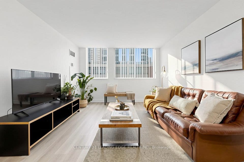 15 Northtown Way 328, Toronto, ON M2N 7A2 – photo 2