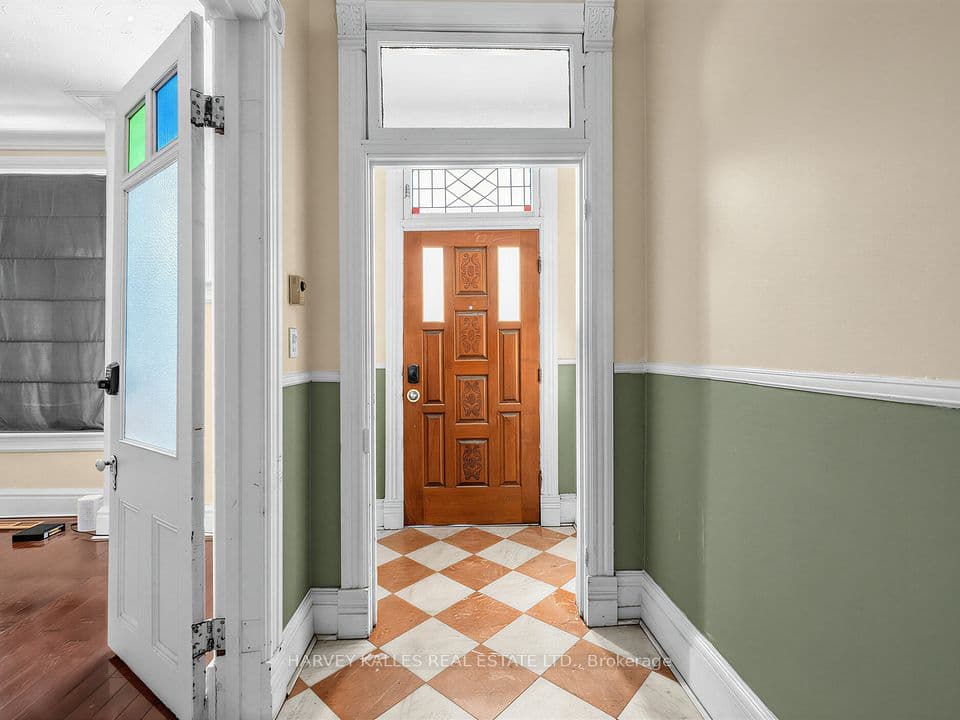 258 Harbord Street, Toronto, ON M6G 1G2 – photo 3