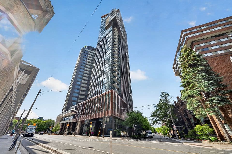 32 Davenport Road 303, Toronto, ON M5R 0B5 – photo 2