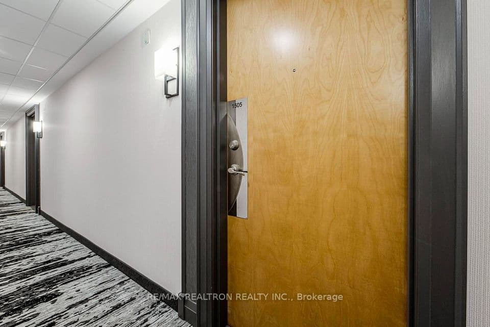 4968 Yonge Street 1505, Toronto, ON M2N 5N7 – photo 2