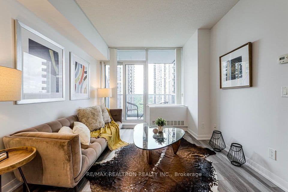 4968 Yonge Street 1505, Toronto, ON M2N 5N7 – main photo