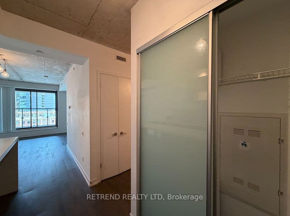 560 King Street W 610, Toronto, ON M5V 1M3 – photo 3