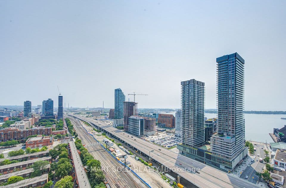 1 Market Street 2608, Toronto, ON M5E 0A2 – photo 3