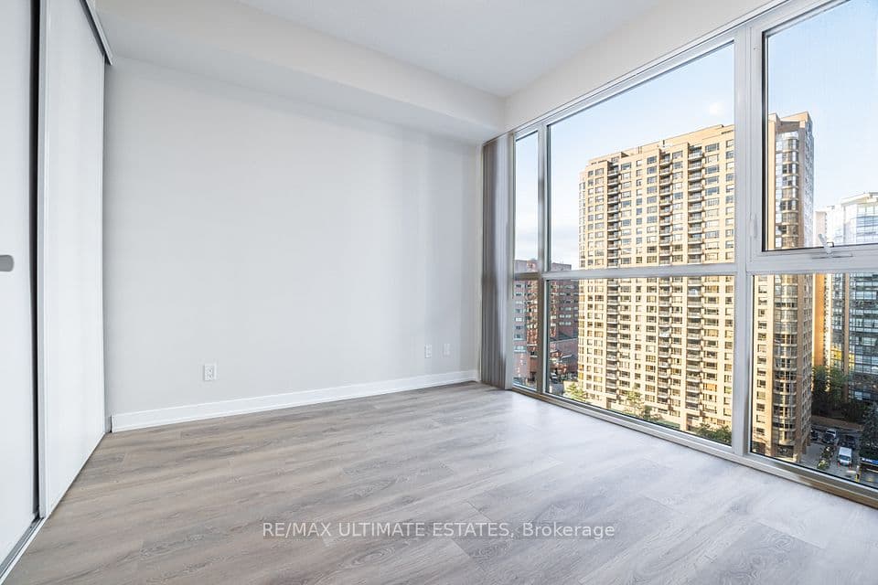 4955 Yonge Street 1109, Toronto, ON M2N 0L8 – photo 2