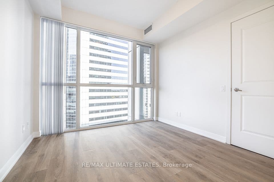 4955 Yonge Street 1109, Toronto, ON M2N 0L8 – photo 3
