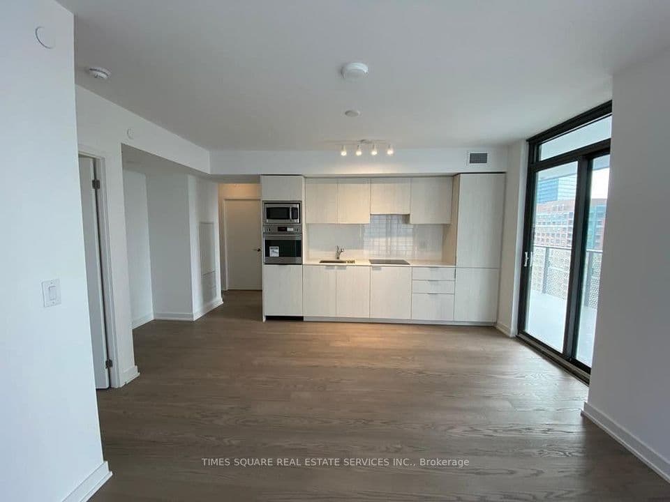 11 Wellesley Street W 1008, Toronto, ON M4Y 0G4 – photo 2