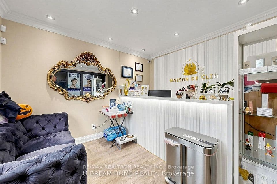 99 Sheppard Avenue E, Toronto, ON M2N 3A3 – photo 3