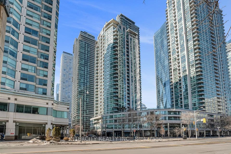 12 Yonge Street 1010, Toronto, ON M5E 1Z9 – main photo