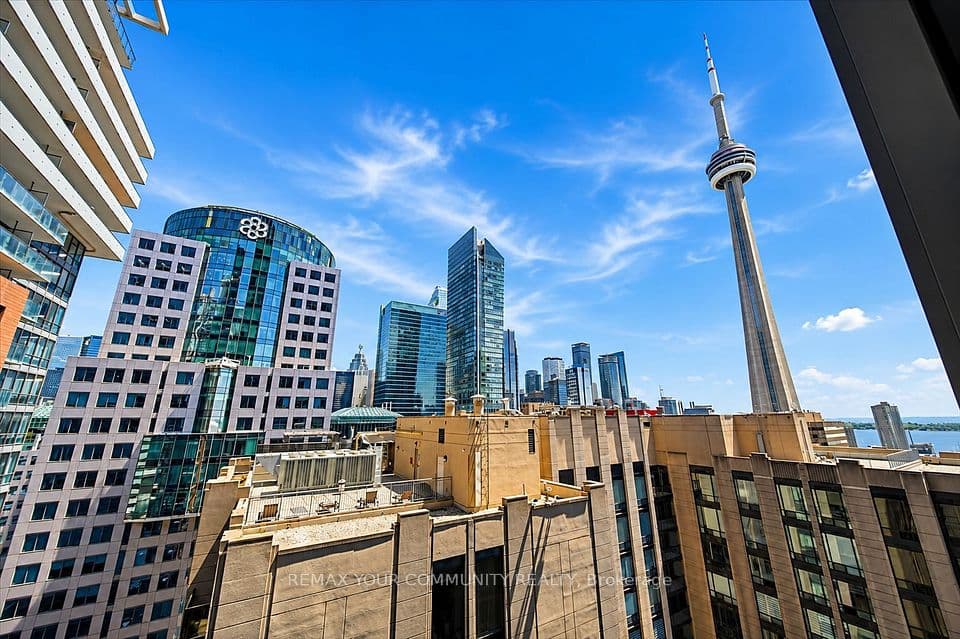 15 Mercer Street 1806, Toronto, ON M5V 1H2 – photo 3