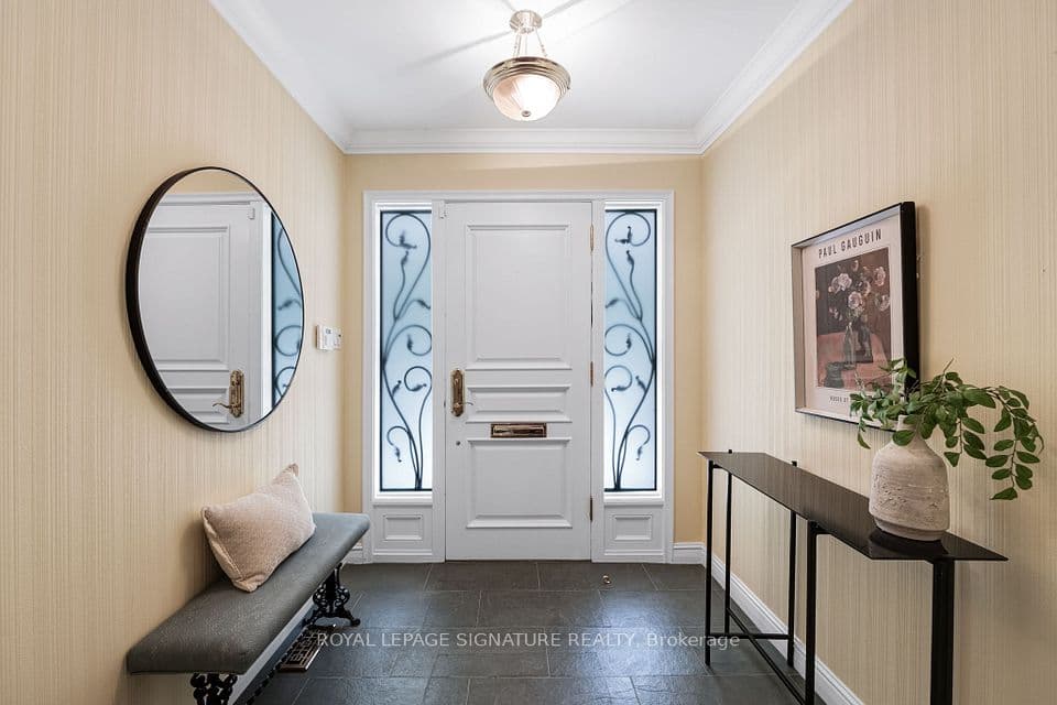 122 Fenn Avenue, Toronto, ON M2P 1X6 – photo 2