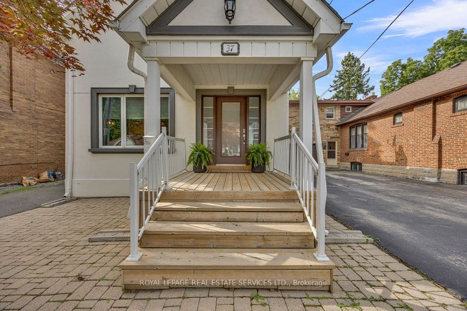 37 Johnston Avenue, Toronto, ON M2N 1G9 – photo 2