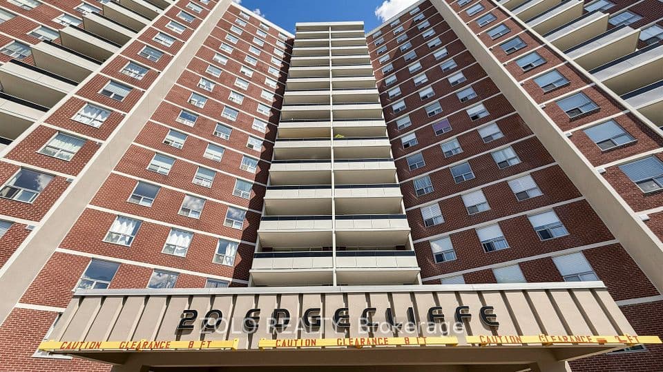 20 Edgecliff Golfway 915, Toronto, ON M3C 3A4 – photo 2