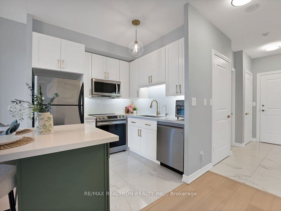 133 Wynford Drive 707, Toronto, ON M3C 0J5 – photo 3