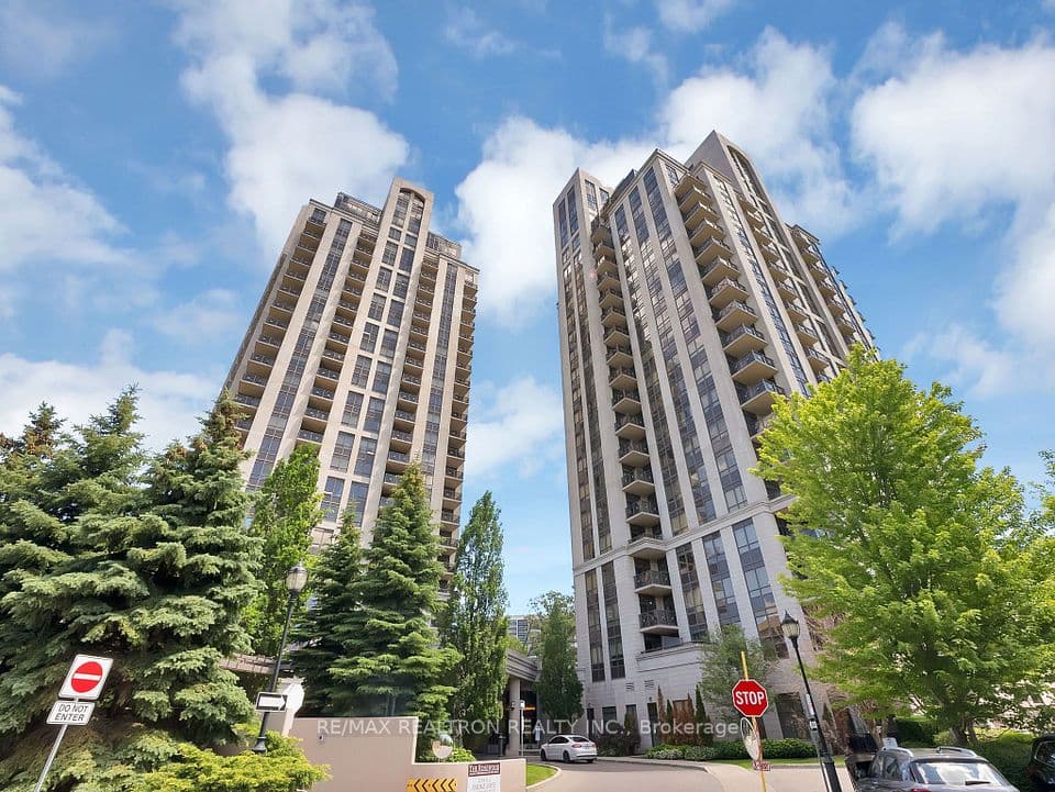 133 Wynford Drive 707, Toronto, ON M3C 0J5 – main photo