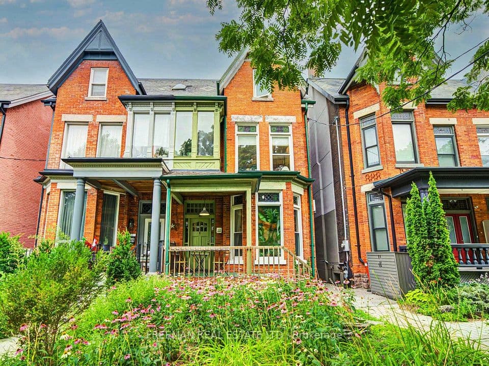 46 Brunswick Avenue, Toronto, ON M5S 2L7 – photo 3