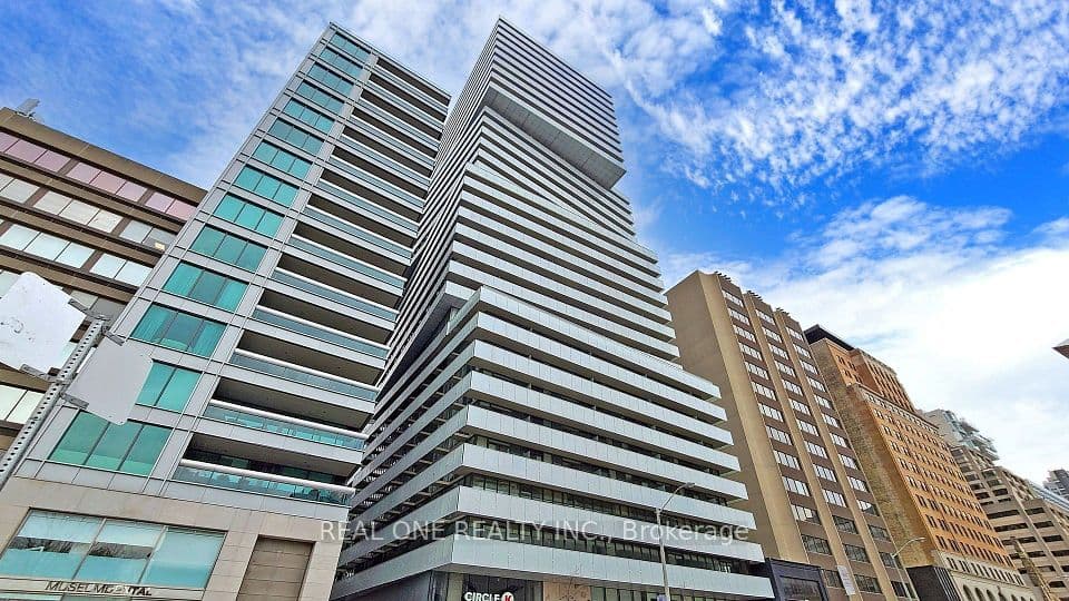 200 Bloor Street W 1808, Toronto, ON M5S 1T8 – main photo