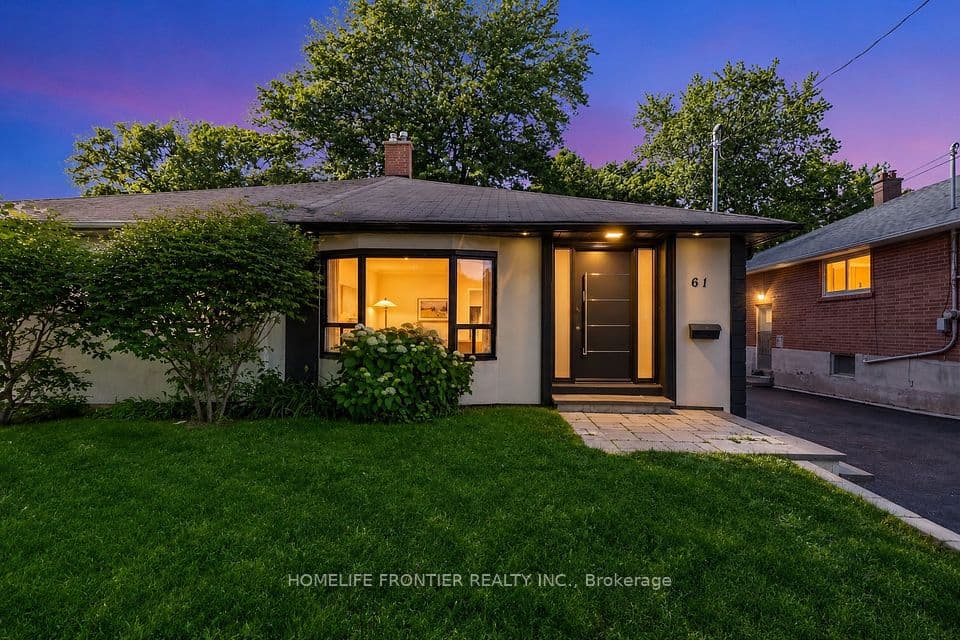 61 Sundial Crescent, Toronto, ON M4A 2J7 – main photo