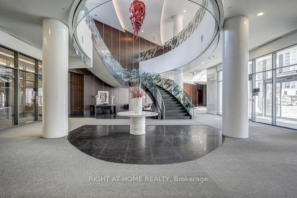 5162 Yonge Street LPH208, Toronto, ON M2N 0E9 – photo 3