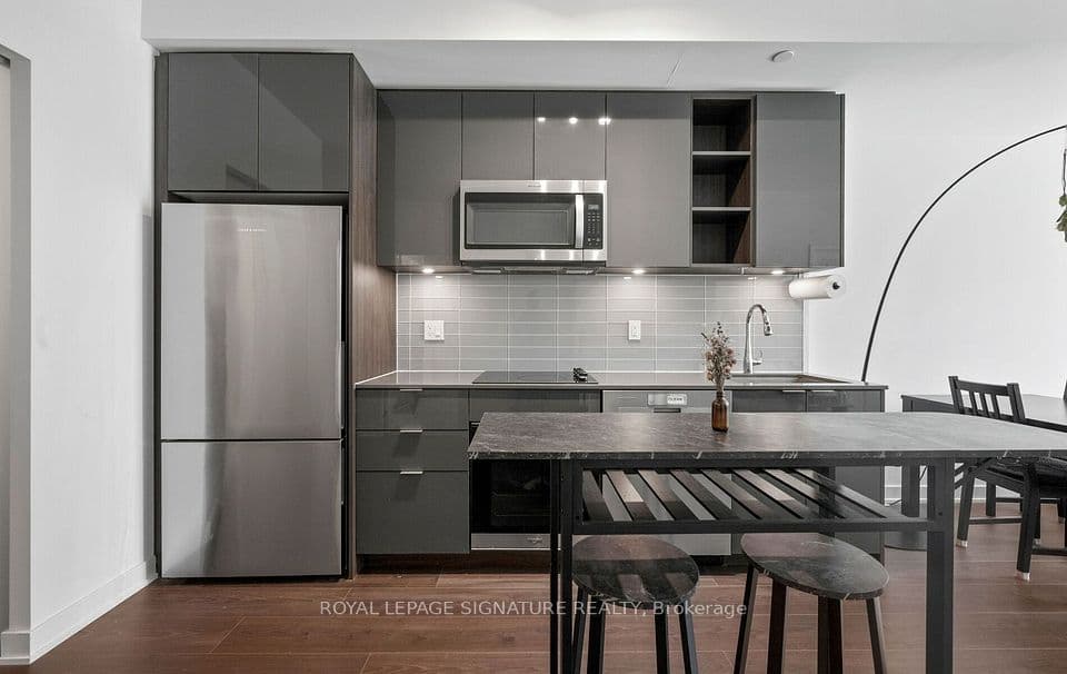 543 Richmond Street W 427, Toronto, ON M5V 0W9 – photo 3