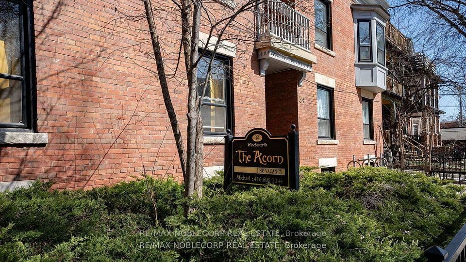 34 Winchester Street, Toronto, ON M4X 1A7 – photo 2