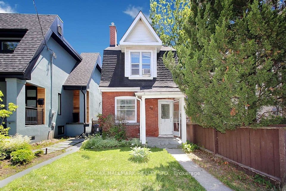 73 Hocken Avenue, Toronto, ON M6G 2K1 – photo 2