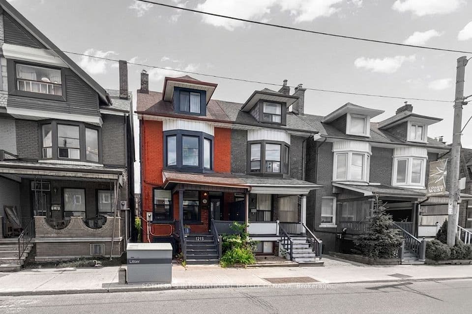 1213 College Street, Toronto, ON M6H 1C1 – main photo