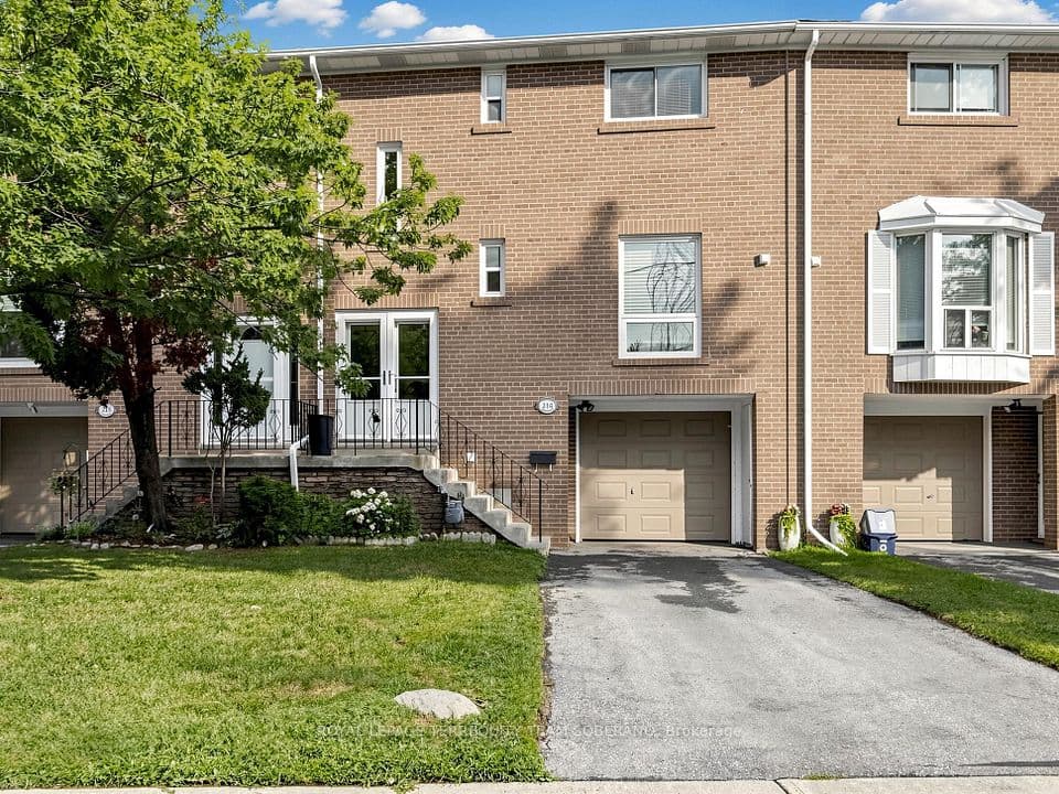 55 Rameau Drive 214, Toronto, ON M2H 1T6 – main photo