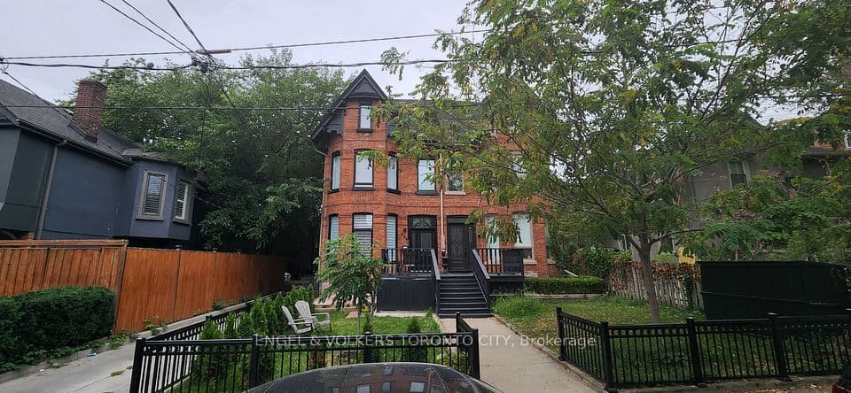 298 Seaton Street, Toronto, ON M5A 2T7 – photo 3