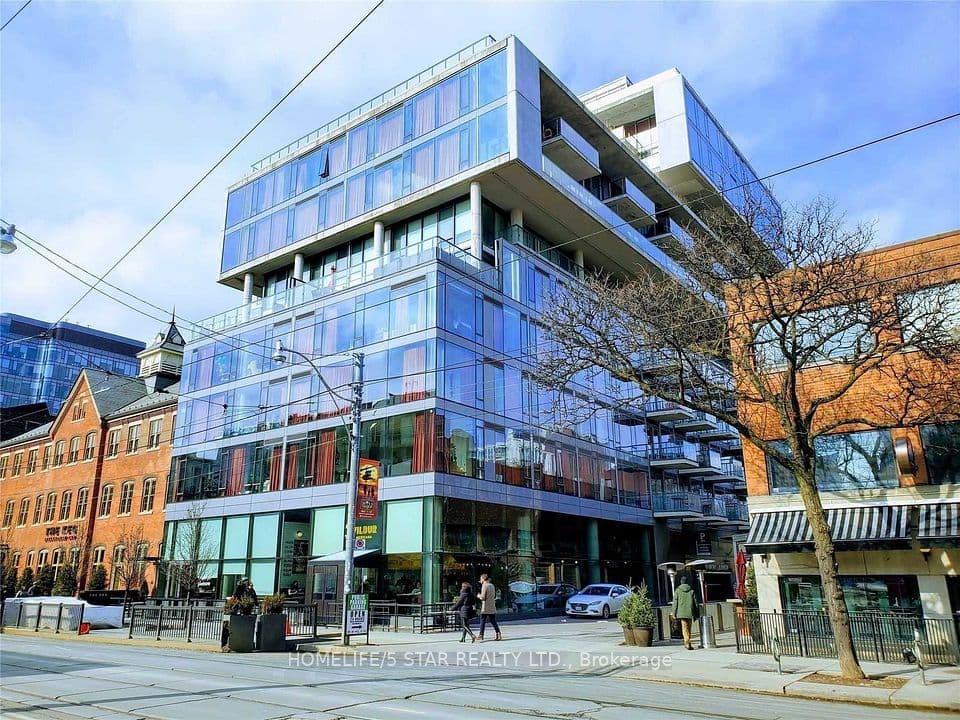 560 KING Street W 618, Toronto, ON M5V 0L5 – main photo