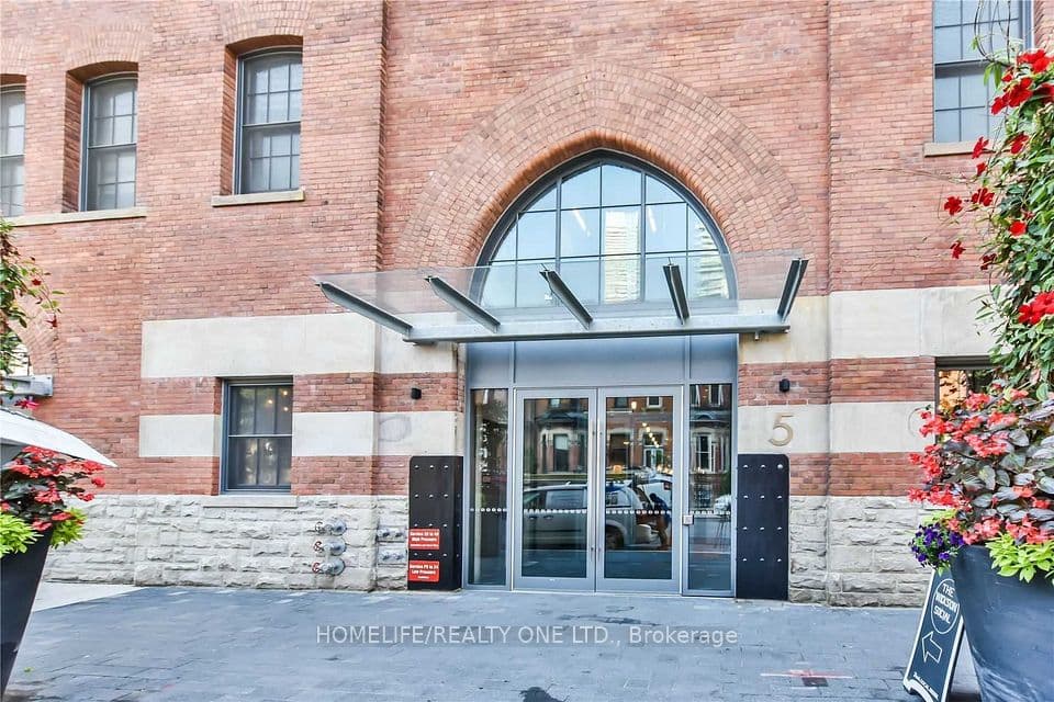 5 St Joseph Street 217, Toronto, ON M4Y 1J6 – photo 2