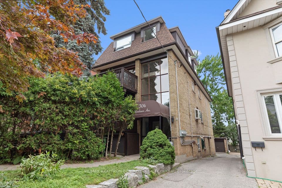 304 Roselawn Avenue, Toronto, ON M4R 1G1 – main photo