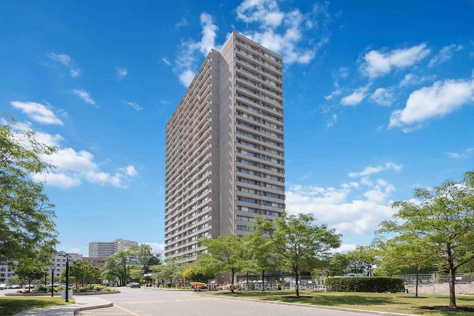 715 Don Mills Road 2502, Toronto, ON M3C 1S5 – main photo