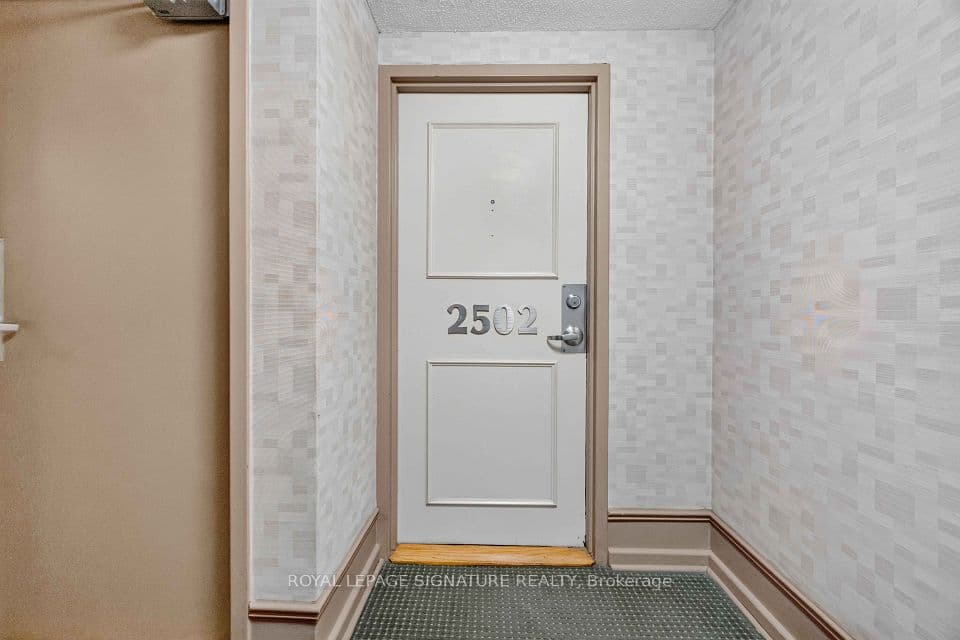 715 Don Mills Road 2502, Toronto, ON M3C 1S5 – photo 3