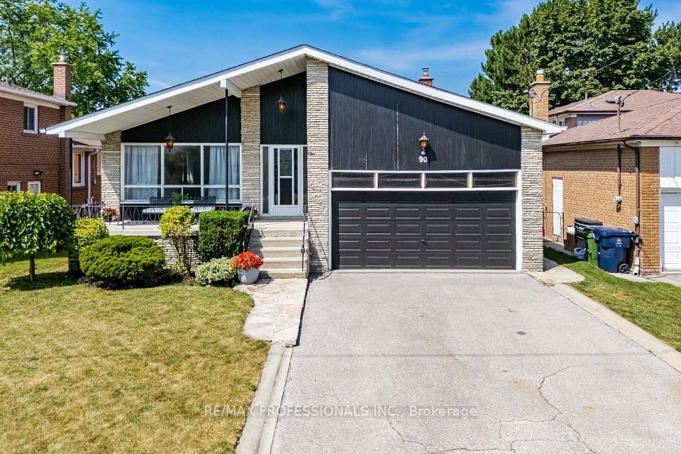 90 Peckham Avenue, Toronto, ON M2R 2V5 – photo 3