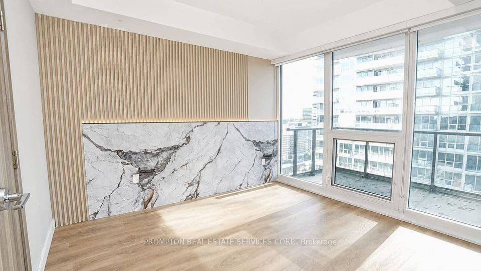 85 McMahon Drive 2115, Toronto, ON M2K 0H2 – main photo