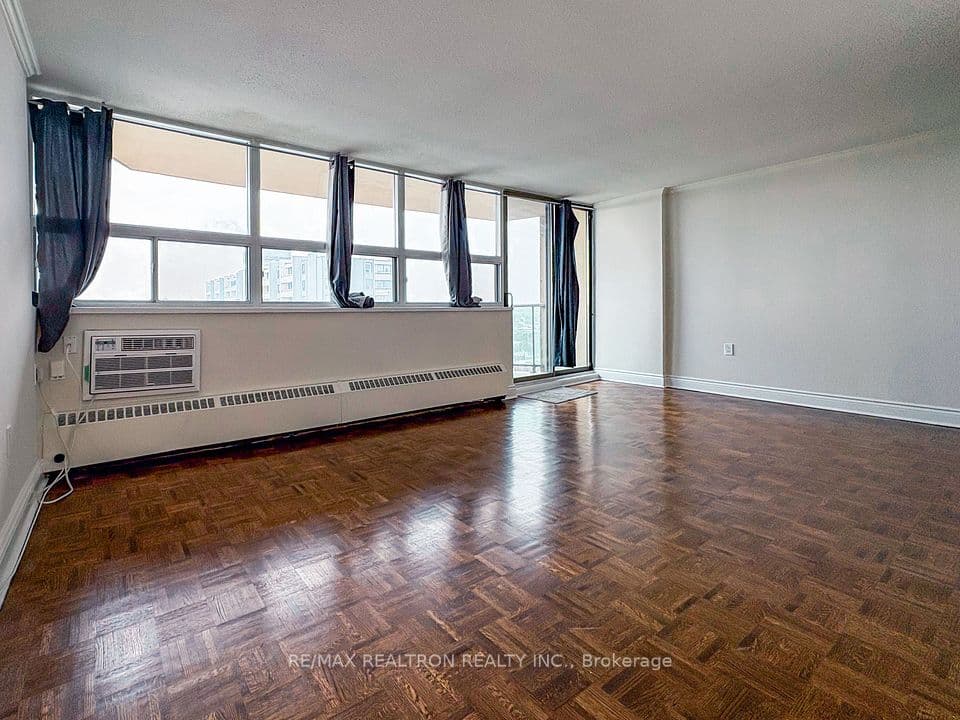 5949 Yonge Street 1608, Toronto, ON M2M 3V8 – photo 2