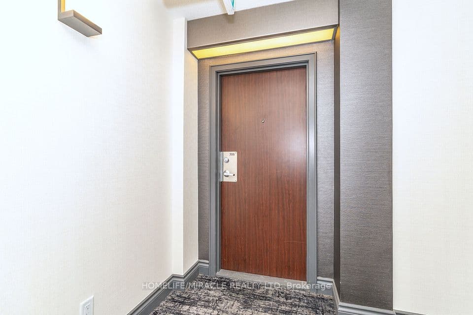 5785 Yonge Street 306, Toronto, ON M2M 4J2 – photo 3