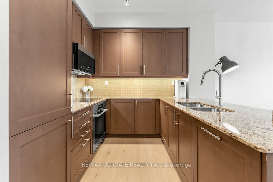 1 Bedford Road 603, Toronto, ON M5R 2B5 – photo 3